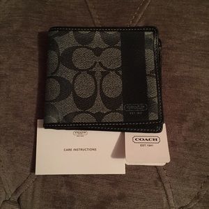 Mens Coach wallet good condition!