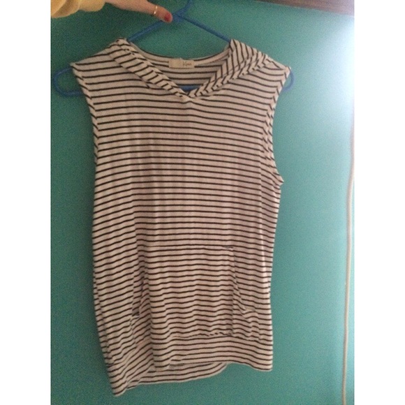 Cute tank with hood.