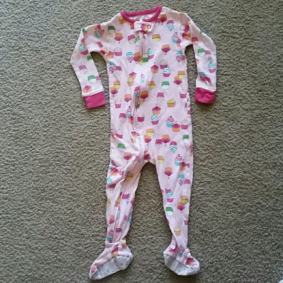 Cupcake footed sleeper, 18mos