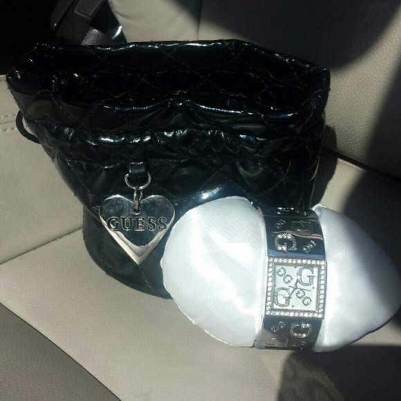 Guess Watch G86073L