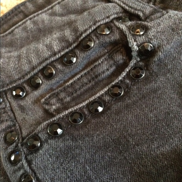 Black studded jean shorts - Picture 2 of 4