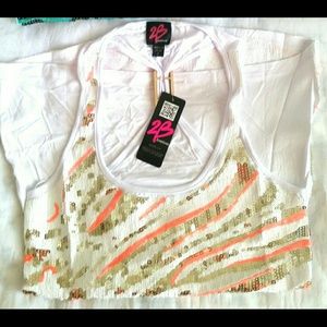 SOLD SOLD NWT Bebe White Shirt Top size S.