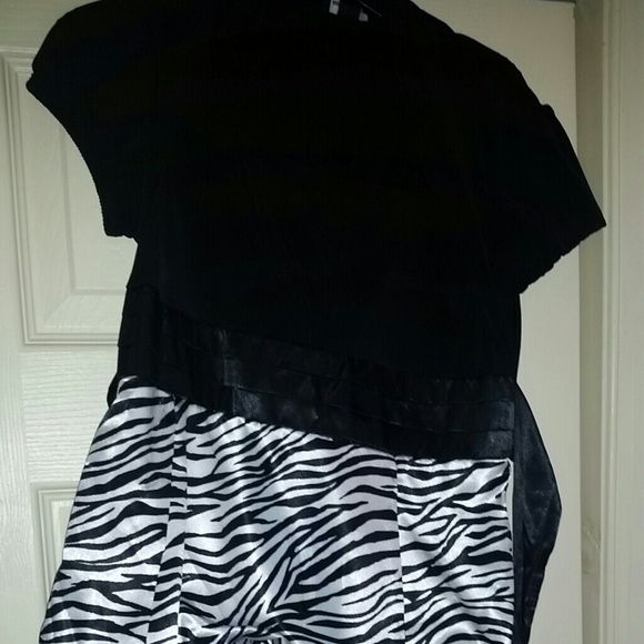 Girls dress