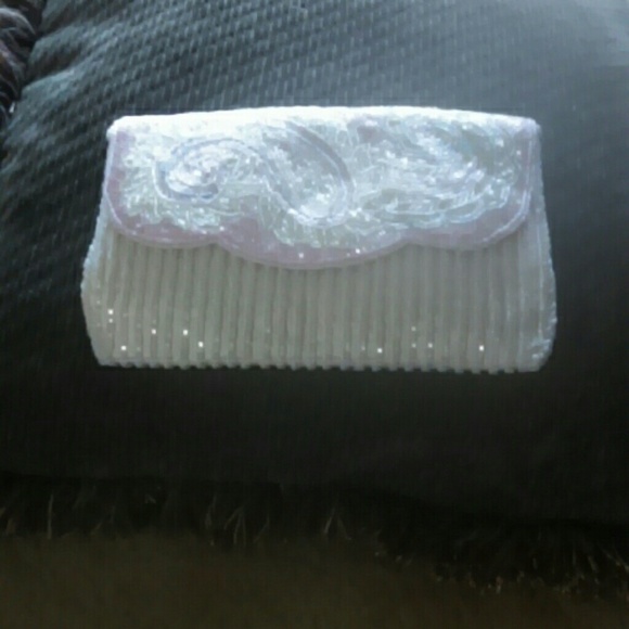 Vintage beaded purse, use as a clutch or strap