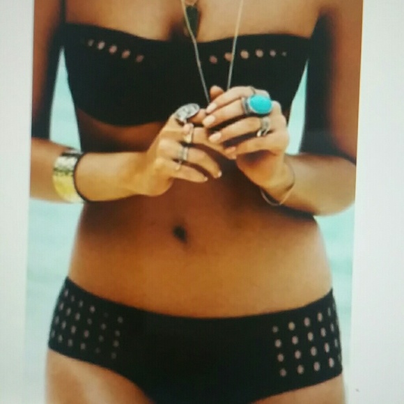 Outerwear - High Waist Push-up Padded Swimsuit Black