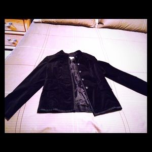 Black velvet blazer! Stylish and classy