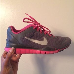 Nike Free TR Luxe Sneakers