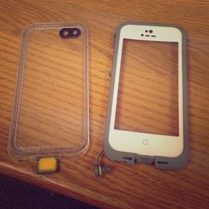 Lifeproof case for iPhone 5c