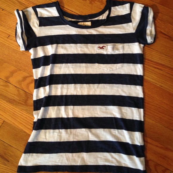 Hollister Tops - Hollister size small