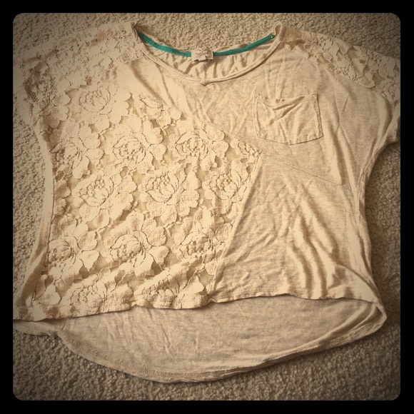 Tops - High low crop top