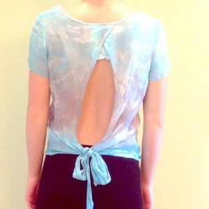 YOUNG FABULOUS & BROKE TOP