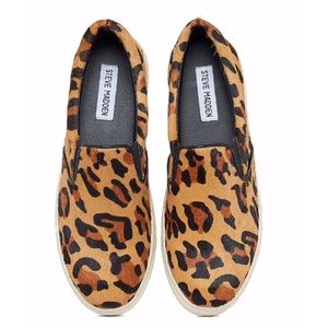 Steve Madden pony hair leopard slip ons