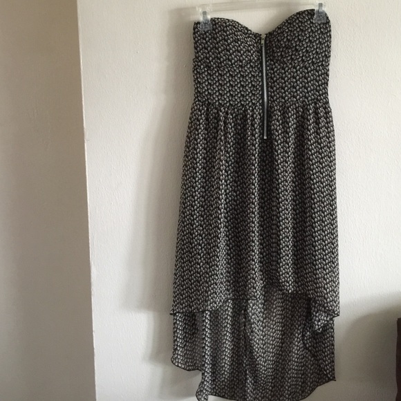 High-Low Dress - Picture 4 of 4