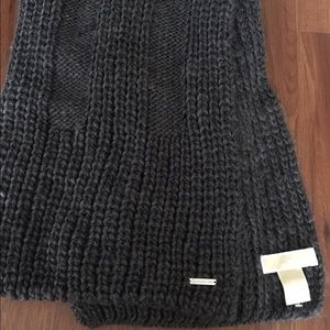 MICHAEL Michael Kors Winter Scarf