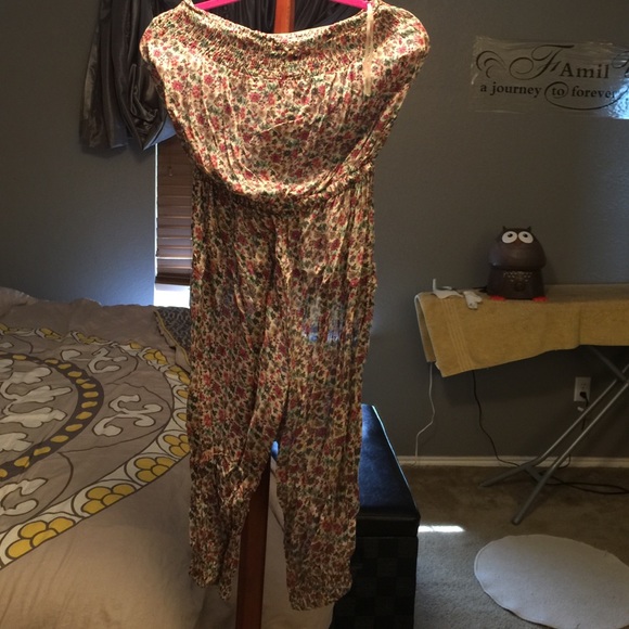 Romper - Picture 2 of 3