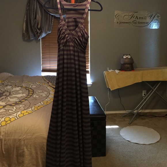 Strip maxi dress - Picture 1 of 2