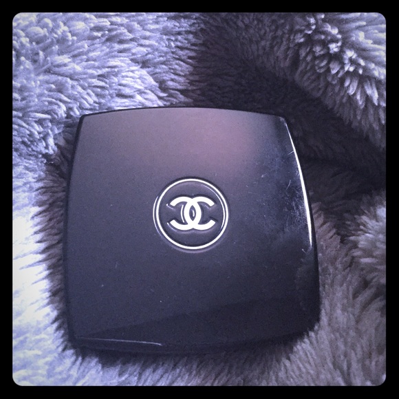 89 winter nights eyeshadow quad