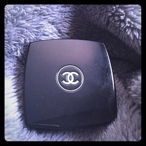 89 winter nights eyeshadow quad