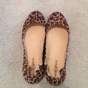 Mossimo leopard flats