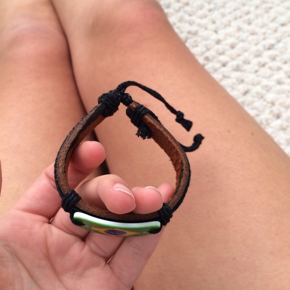 Bracelet - Picture 3 of 3