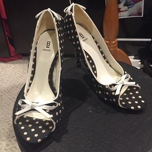 Navy blue polka dot heels