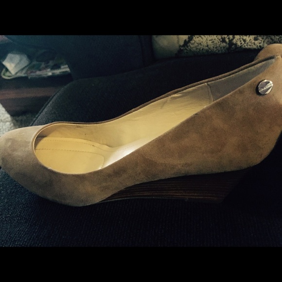 REDUCED PRICE! Calvin Klein Suede wedges - Picture 3 of 4