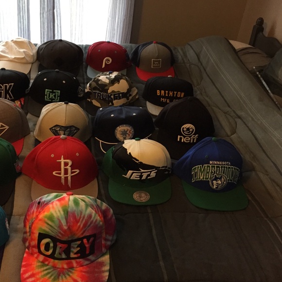 Hat lot. SnapBack, strapback, buckleback, fitted. - Picture 2 of 3