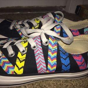 MAKE OFFERS! Friendship Bracelet Converse