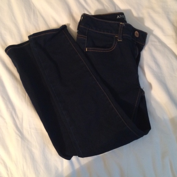 American Eagle cropped jeans