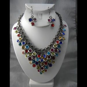 Multi-colored drop necklace