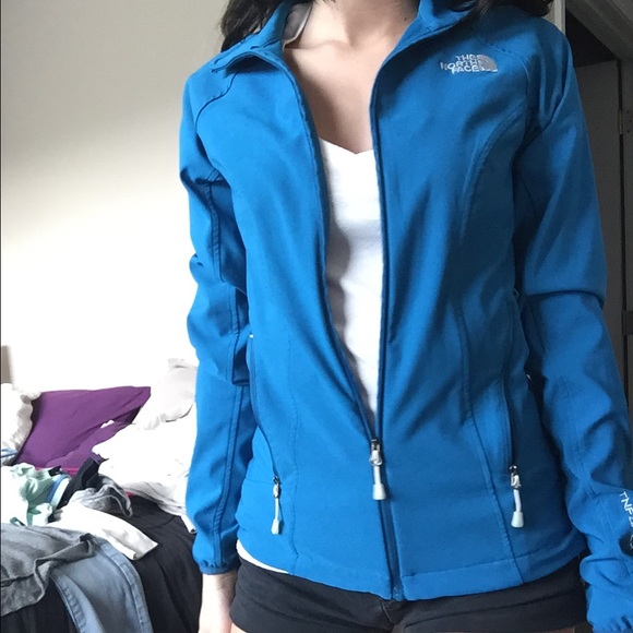 Northface athletic wind breaker lightweight jacket