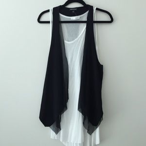 NWT Bebe sport crop vest