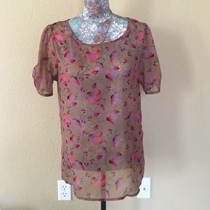 Old Navy Sheer Top. Sz. L. Brown with flowers.