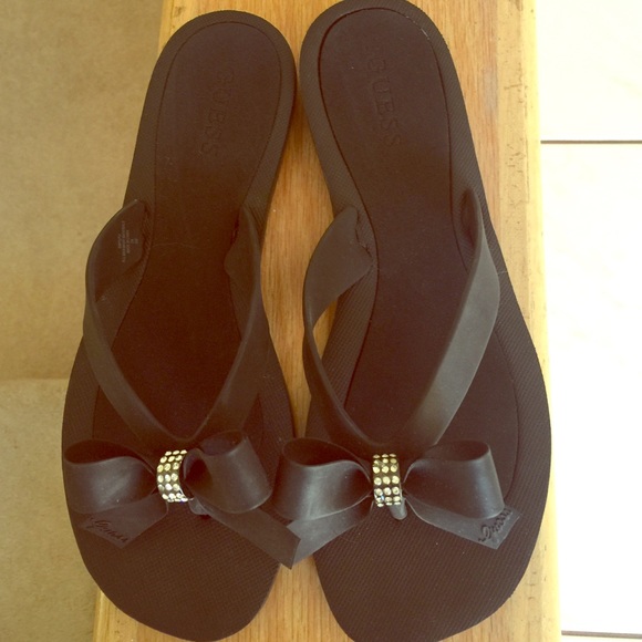 Guess sandals!!