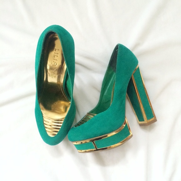 Liliana green pumps