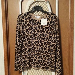 Leopard print sweater NWT