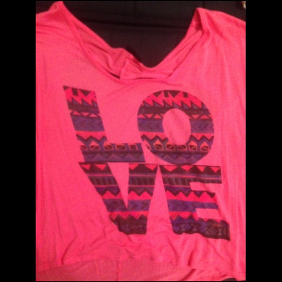 Loose fitting Rue 21 opened back shirt