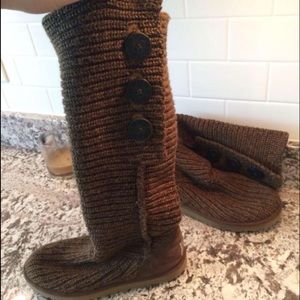 Ugh cardy boots