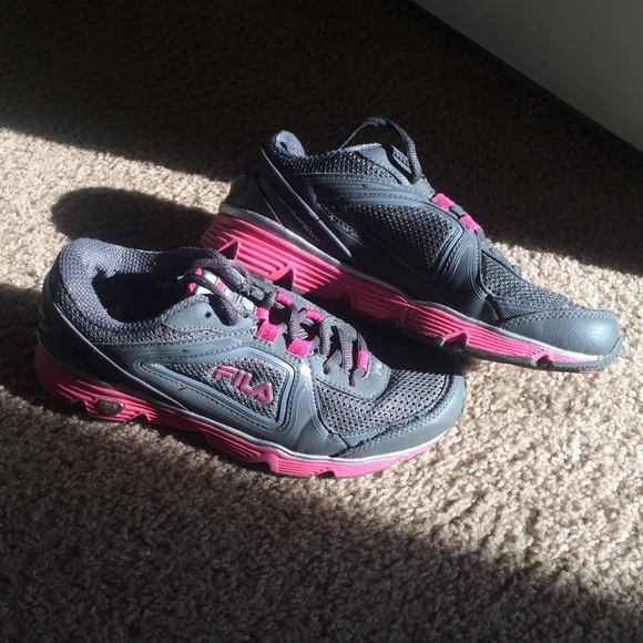 FILA Running Shoes