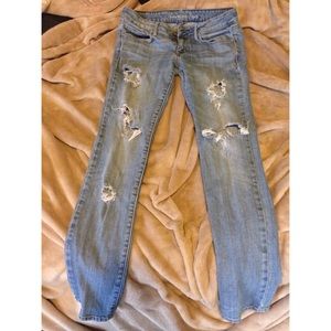 AE Distressed Skinny Jeans