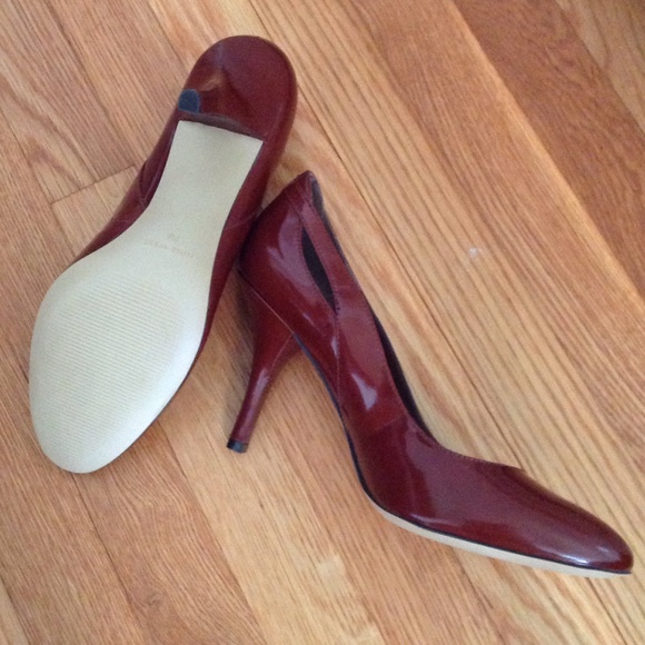 Nine West pump - Picture 2 of 3