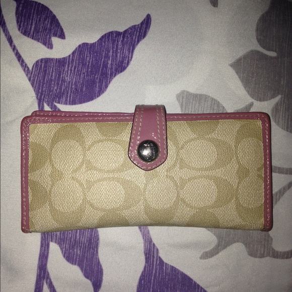 Authentic Coach Wallet