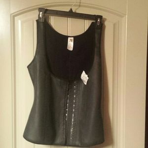 Ann Cherry Latex Slummer