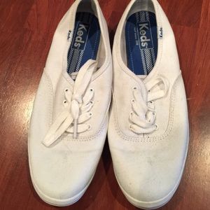White keds