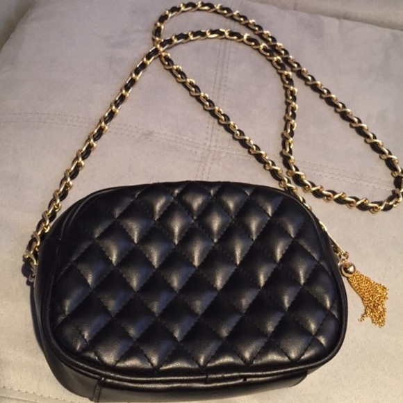 Black quilted chain handbag
