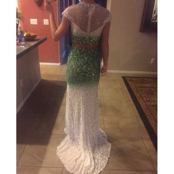Pageant/Prom dress - Picture 3 of 4