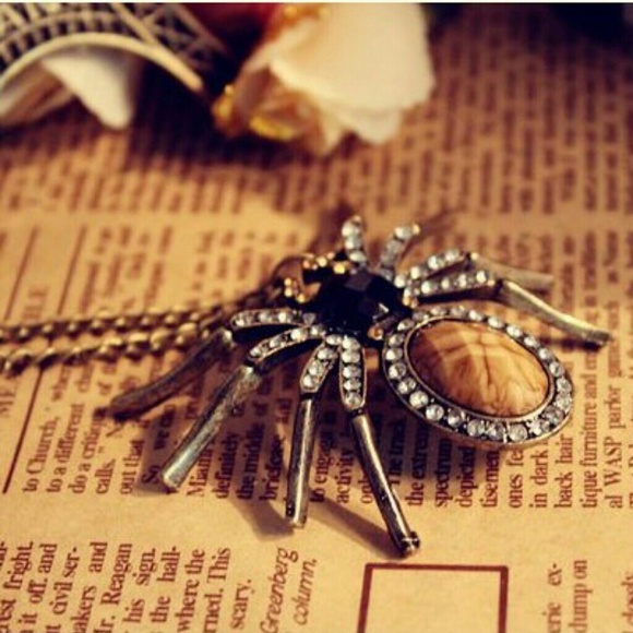 Tarantula spider necklace