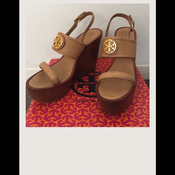 Tory Burch wedge sandal in tumbled leather