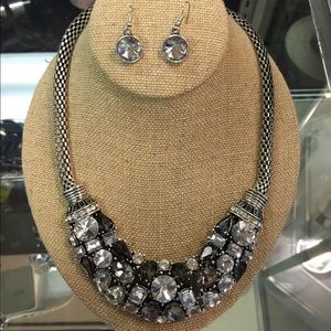 Statement necklace
