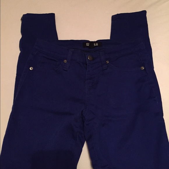 Forever 21 Color jeans